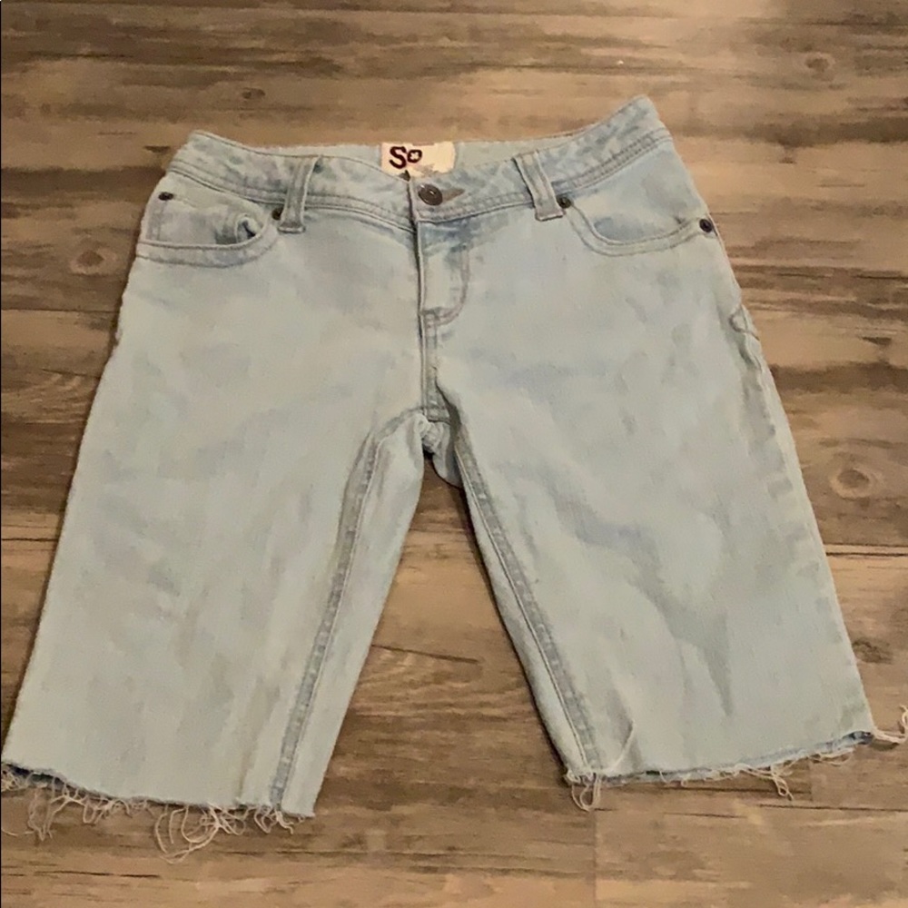 Shorts - Picture 1 of 2